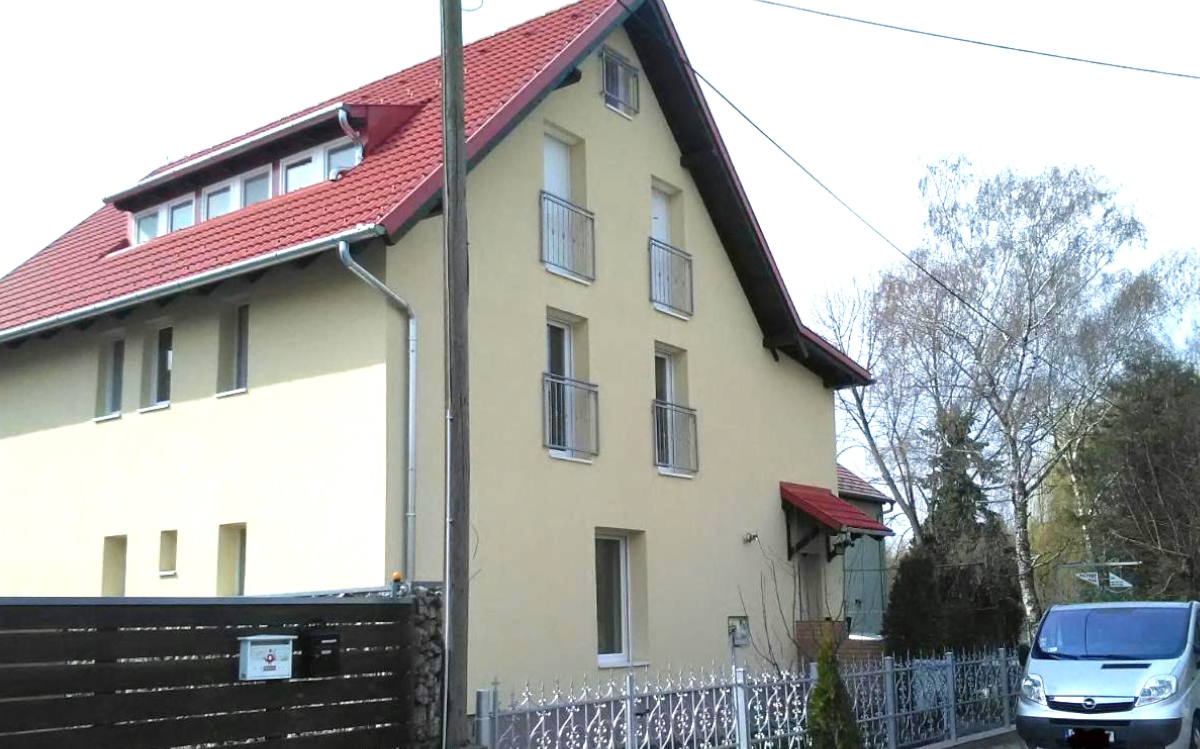Active Hostel and Guesthouse building on Bajcsy-Zsilinszky Street in Keszthelyn