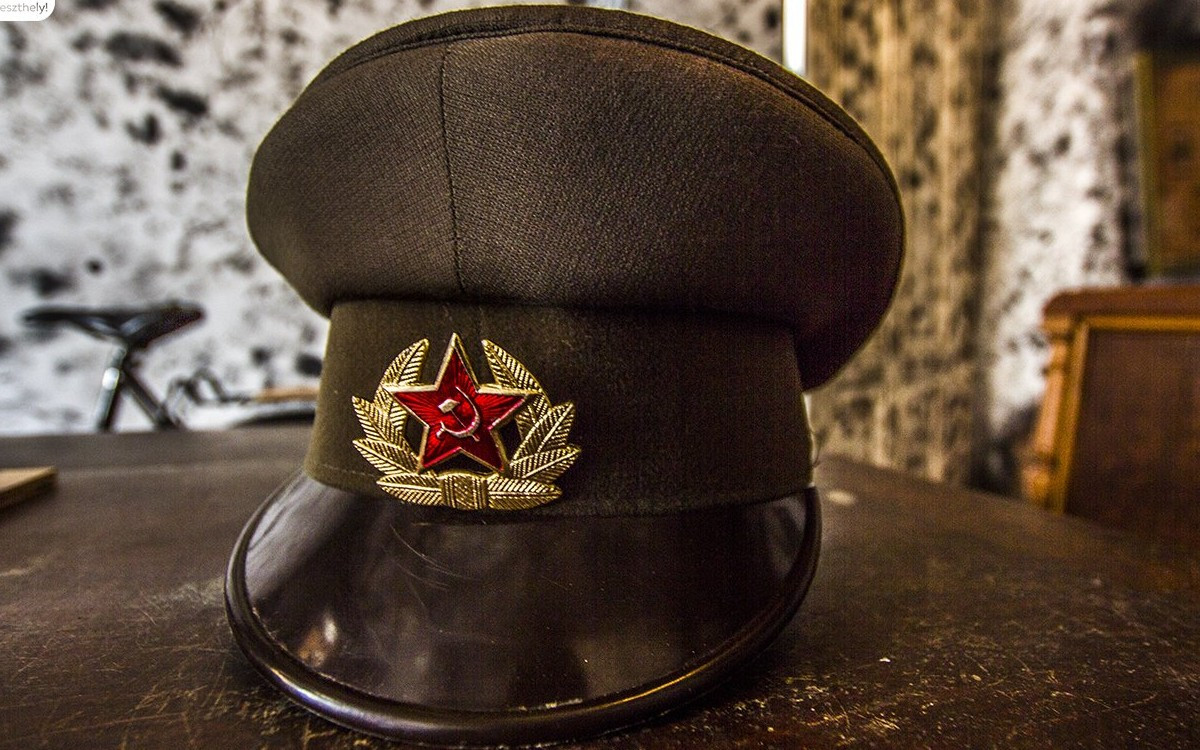 A világháború végnapjaiban a szovjetek megkísérelték kifosztani a Festetics Kastélyt