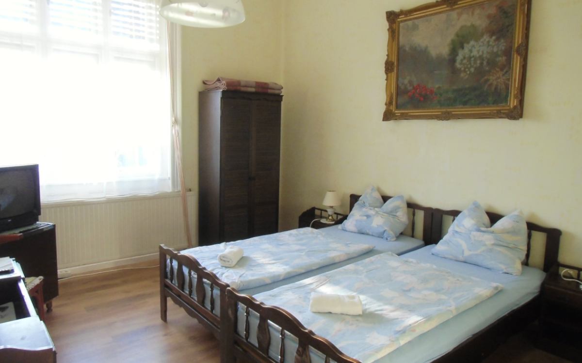 Zwei-Bett-Zimmer im Illés Gästehaus