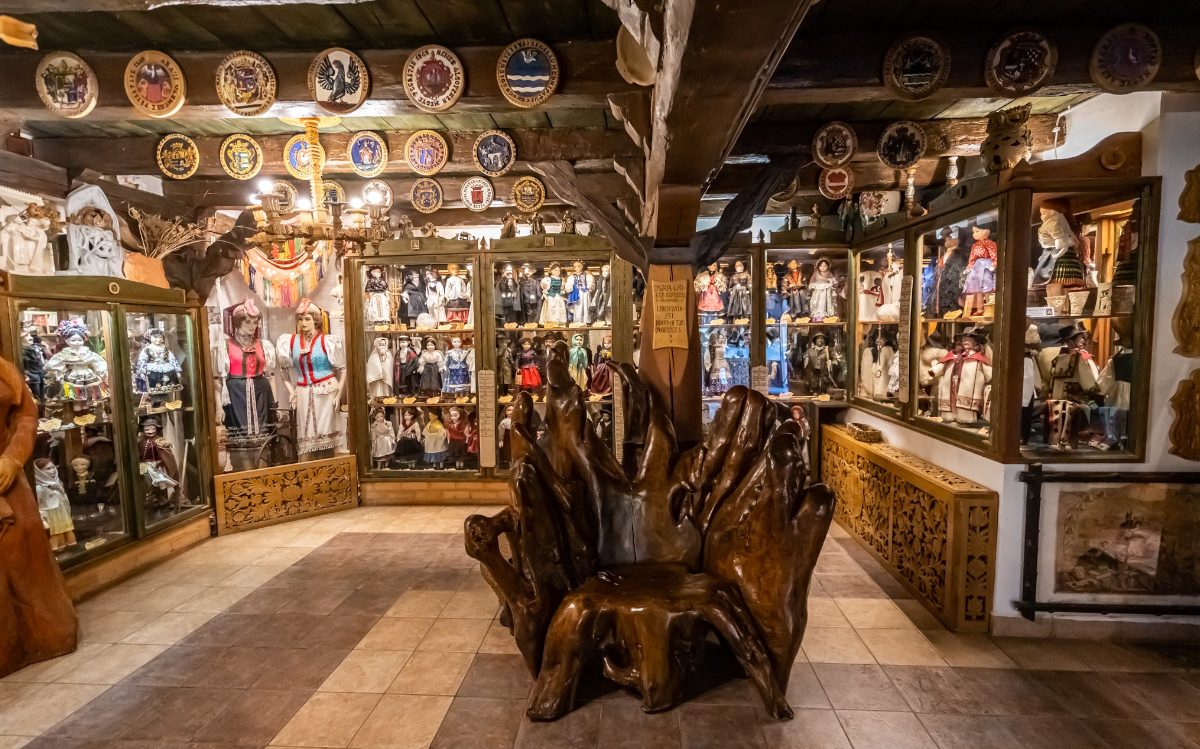 The Babamuseum provides an insight into Hungarian costume history and folk architecture.