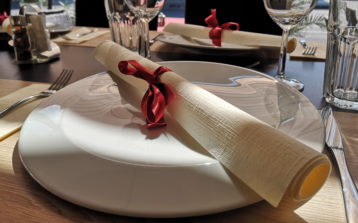 Royal Restaurant Keszthely has a stylish and elegant table setting