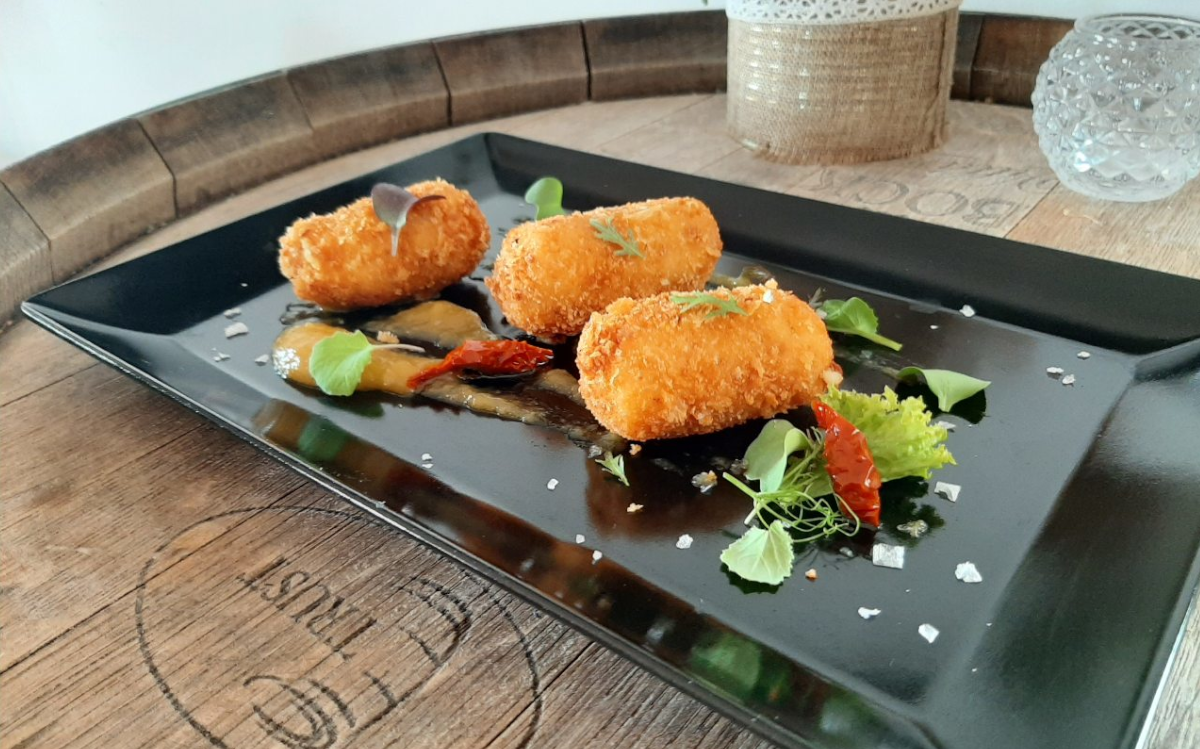 Fried cheese in the menu of Zenit Coffee House and Restaurant