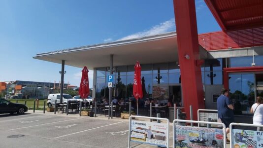 Don Corleone Pizzéria & Étterem