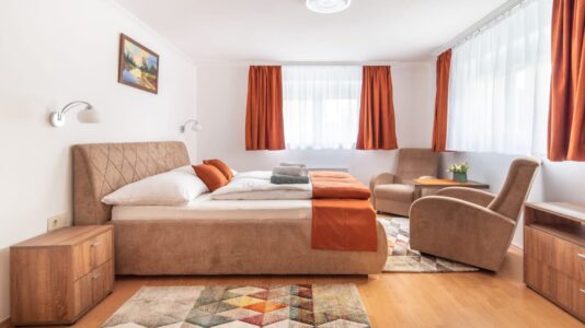 Topáz Apartmanházak ***